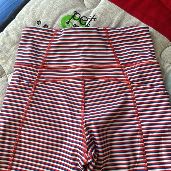 Brooks Running 8" Inseam Method Spandex Shorts Red White Blue Striped Sz XS! - Picture 5 of 5